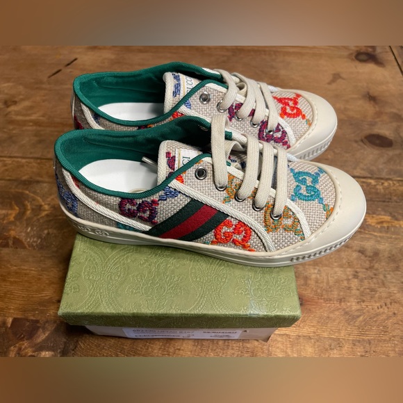 Gucci children’s 1977 embroidered monogram sneakers - Picture 2 of 6